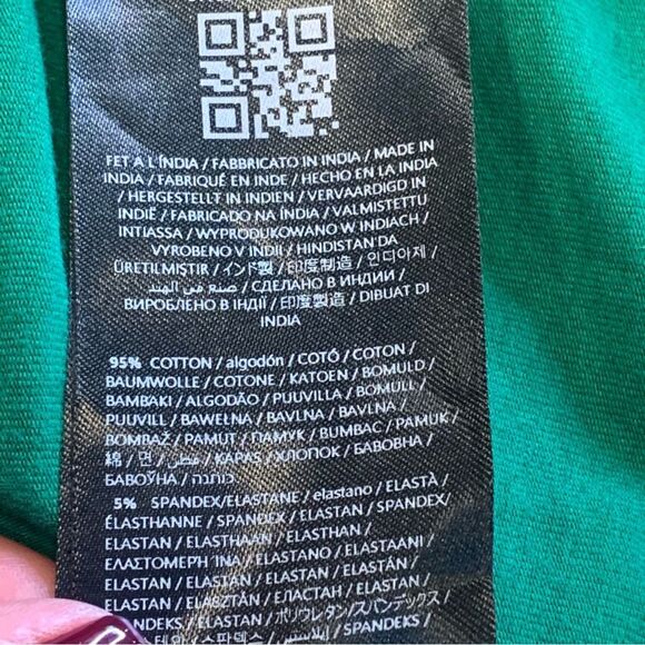 Guess Shamrock Bling Tee Size Large - Picture 7 of 10